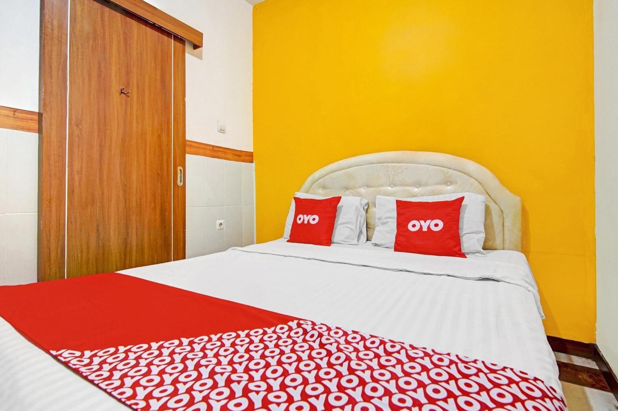 Super Oyo 90422 Mall Of Indonesia Jakarta Buitenkant foto
